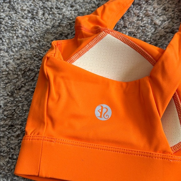 Running Girl sports bra size small - Picture 3 of 5